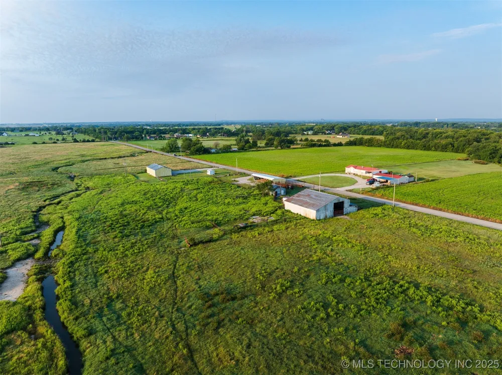 8 3990 ROAD Dewey, OK 74029