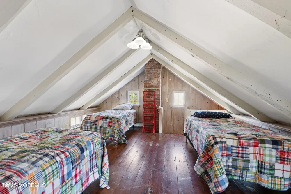 125 Route 35 S Mantoloking, NJ 08738