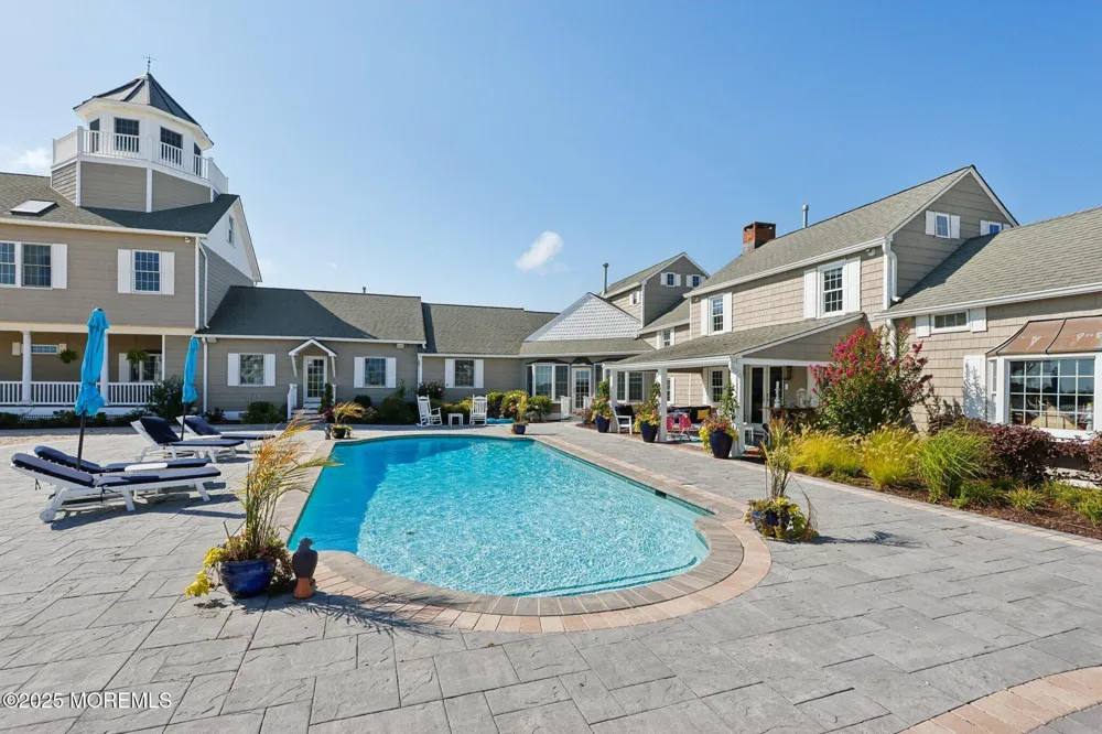 125 Route 35 S Mantoloking, NJ 08738