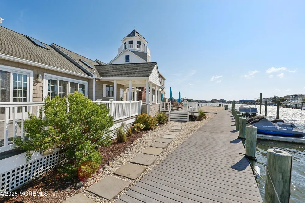 125 Route 35 S Mantoloking, NJ 08738