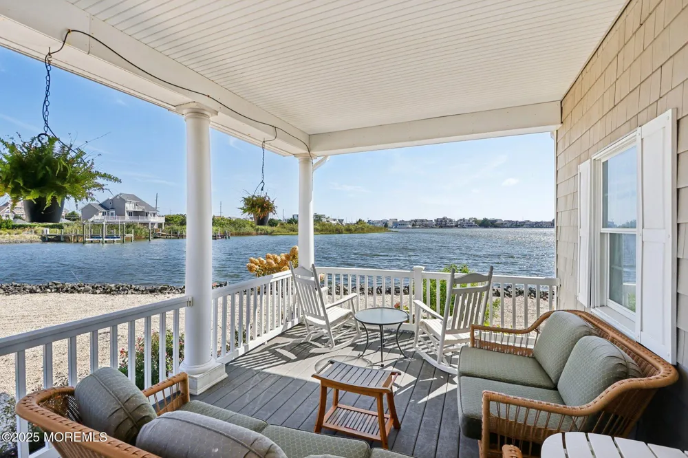 125 Route 35 S Mantoloking, NJ 08738