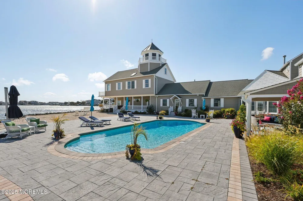 125 Route 35 S Mantoloking, NJ 08738