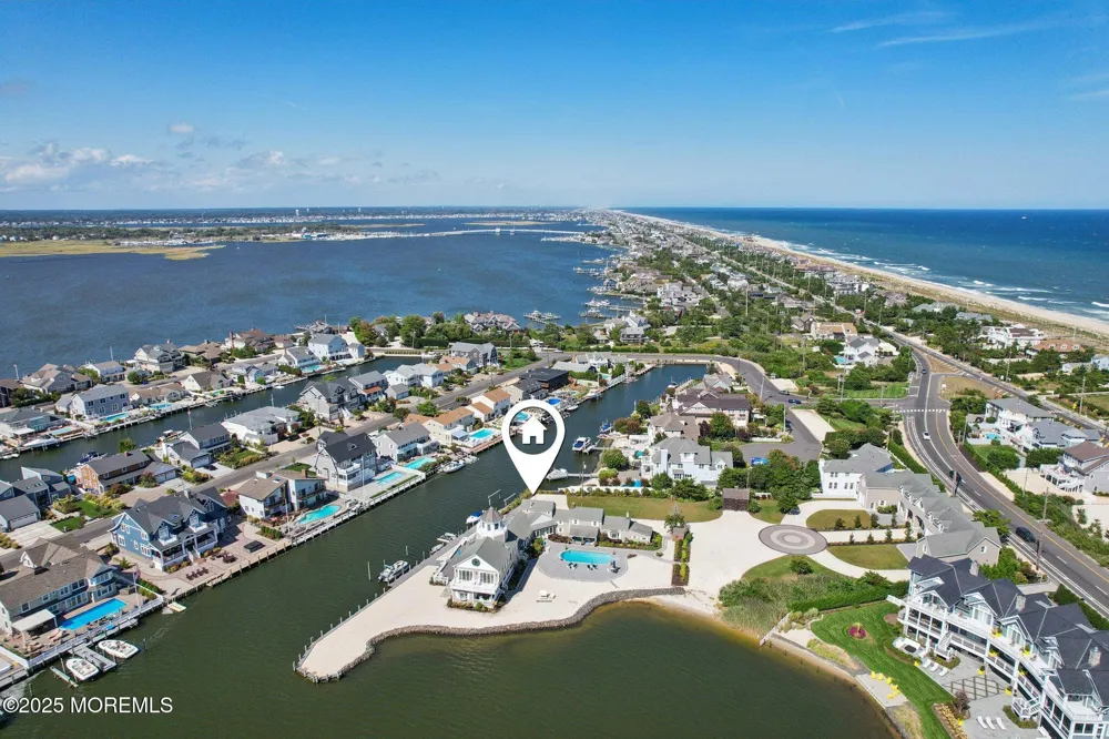 125 Route 35 S Mantoloking, NJ 08738