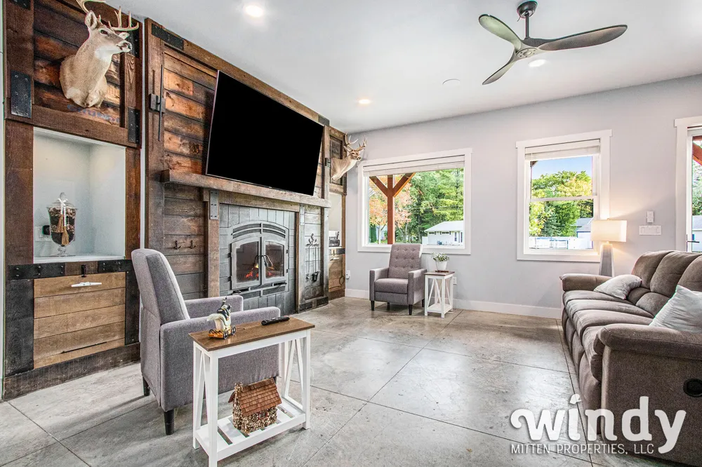 4958 Forest Park Avenue Watervliet Township, MI 49098