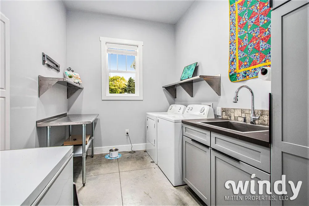 4958 Forest Park Avenue Watervliet Township, MI 49098