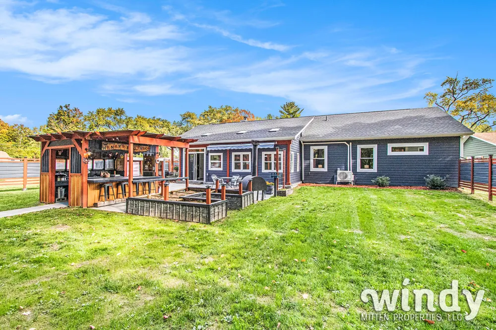 4958 Forest Park Avenue Watervliet Township, MI 49098