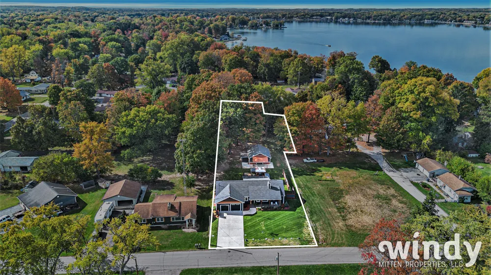 4958 Forest Park Avenue Watervliet Township, MI 49098