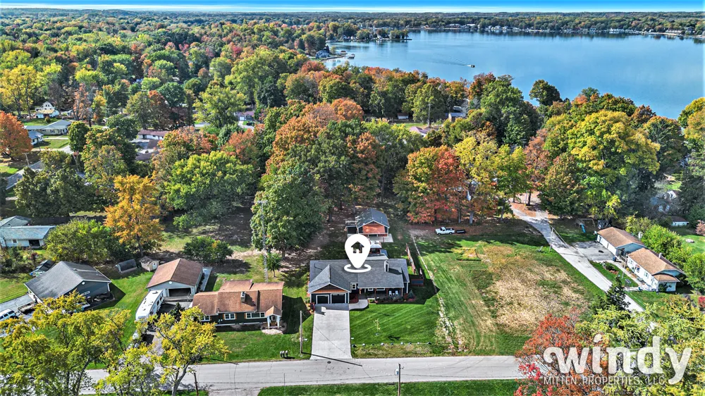 4958 Forest Park Avenue Watervliet Township, MI 49098