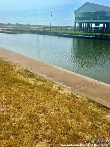 61 channelview Rockport, TX 78382