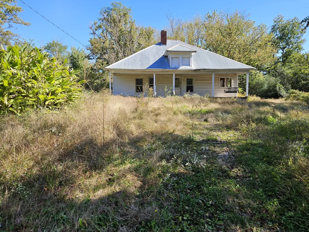801 Old McMinnville Hwy Woodbury, TN 37190