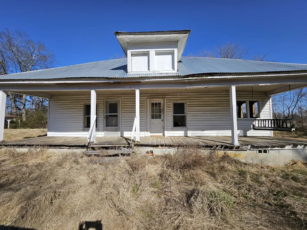 801 Old McMinnville Hwy Woodbury, TN 37190