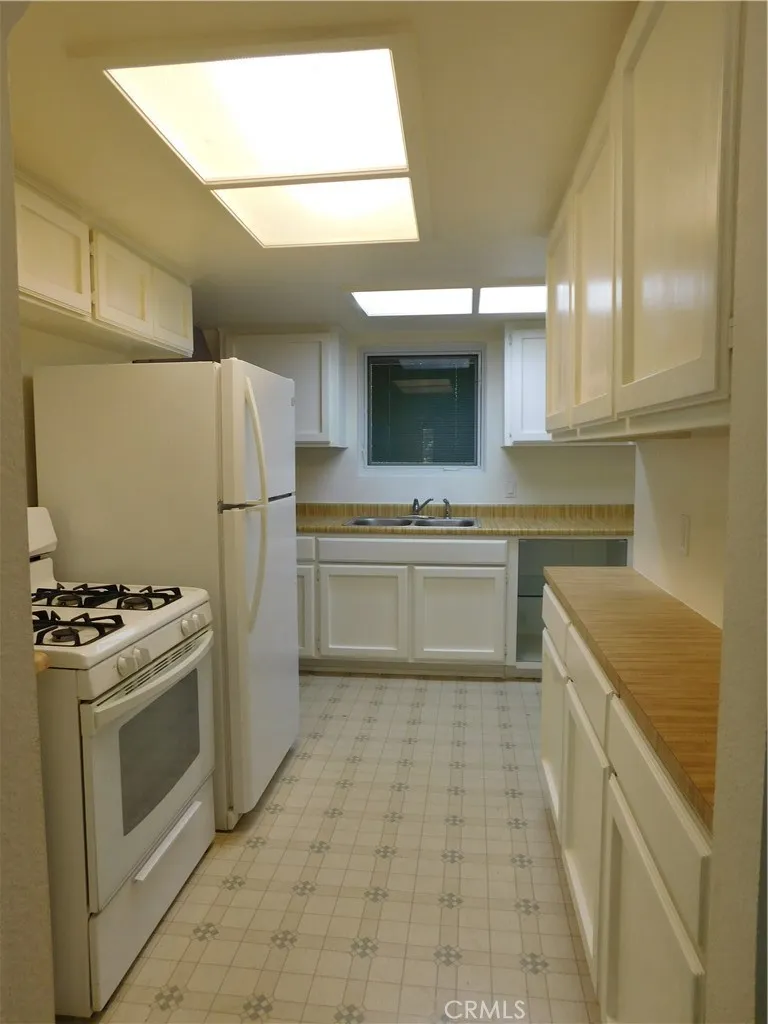 39822 San Francisquito Canyon Green Valley, CA 91390