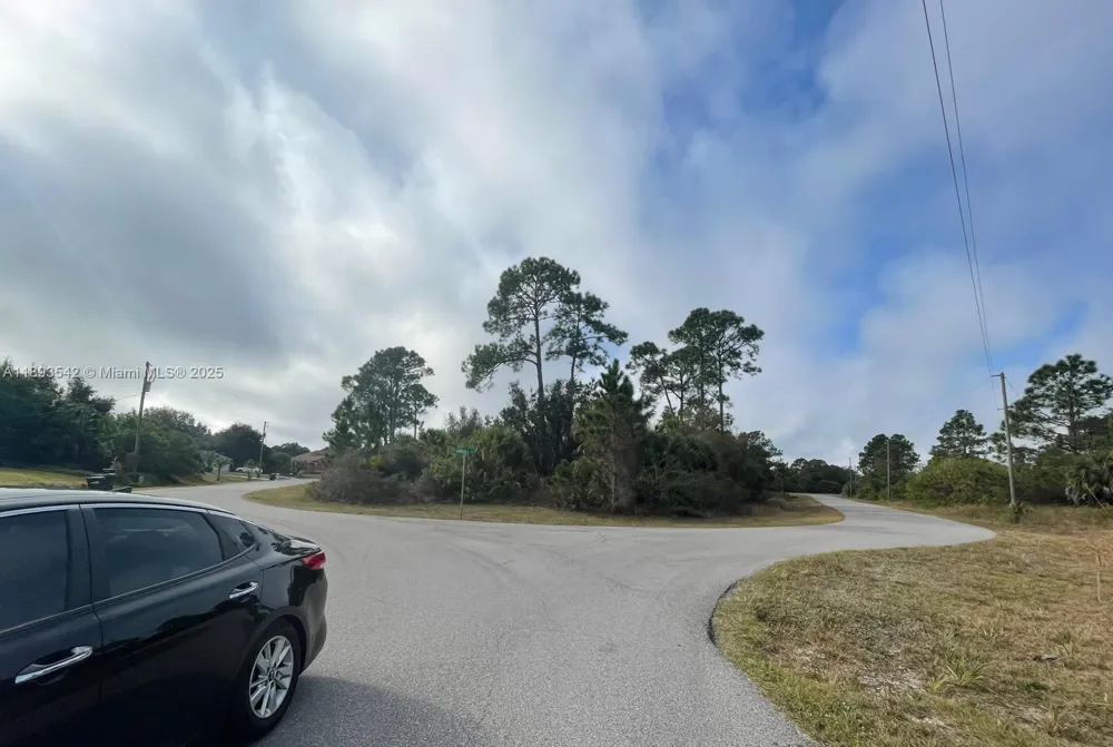 CIR North Port, FL 34288