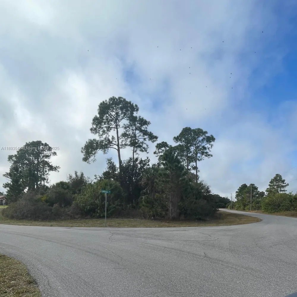 CIR North Port, FL 34288