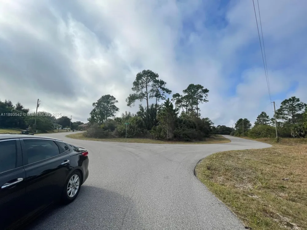 CIR North Port, FL 34288