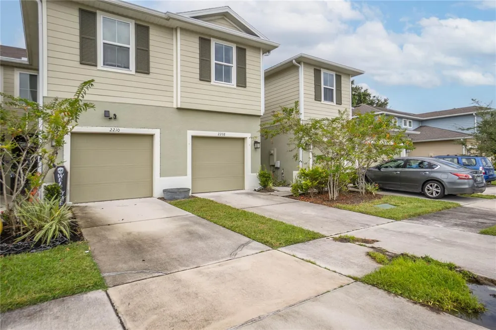 2208 LACEFLOWER DRIVE Brandon, FL 33510