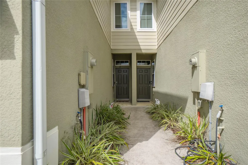 2208 LACEFLOWER DRIVE Brandon, FL 33510