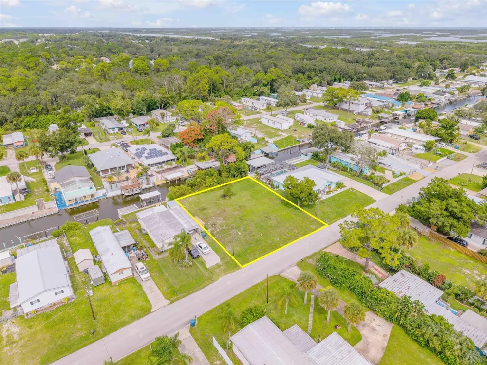 113 CHARLES STREET Edgewater, FL 32141