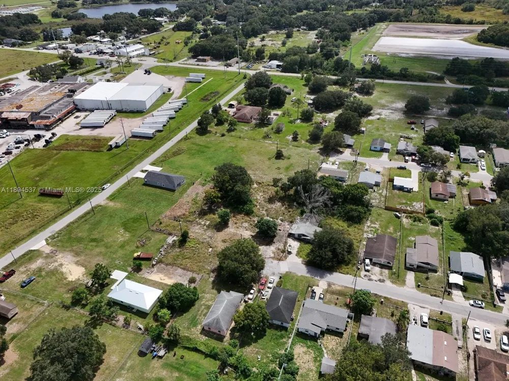 219 SHEILA LANE Lake Wales, FL 33859