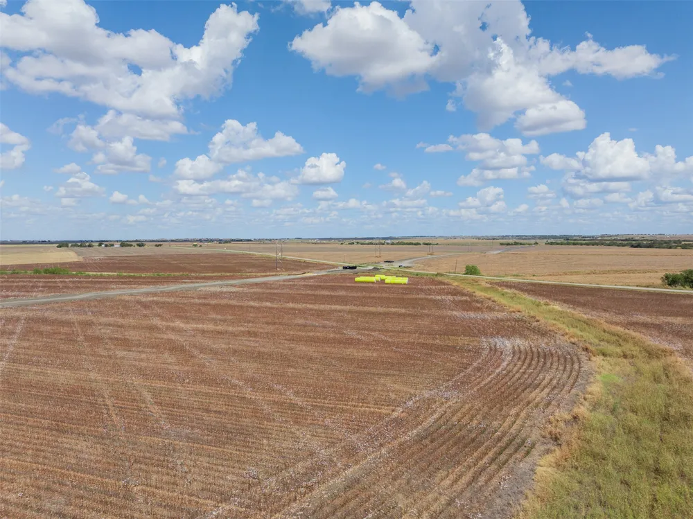Wells Lane Manor, TX 78653