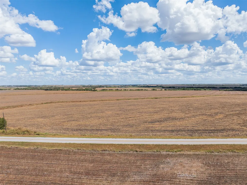 Wells Lane Manor, TX 78653