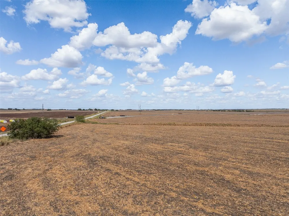 Wells Lane Manor, TX 78653