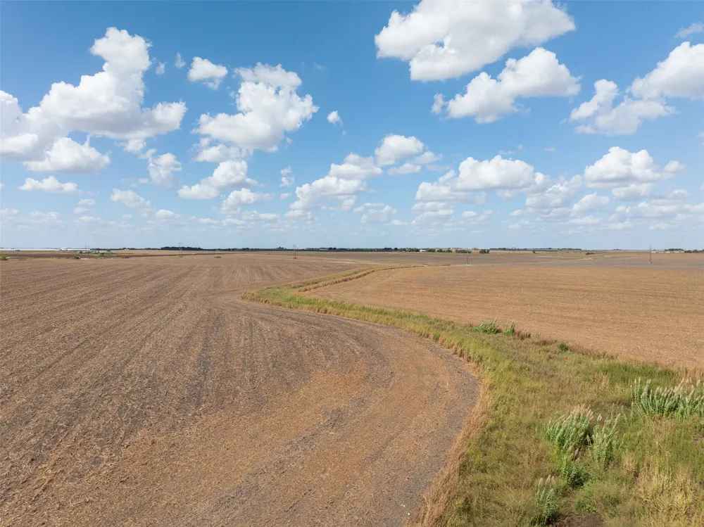 Wells Lane Manor, TX 78653