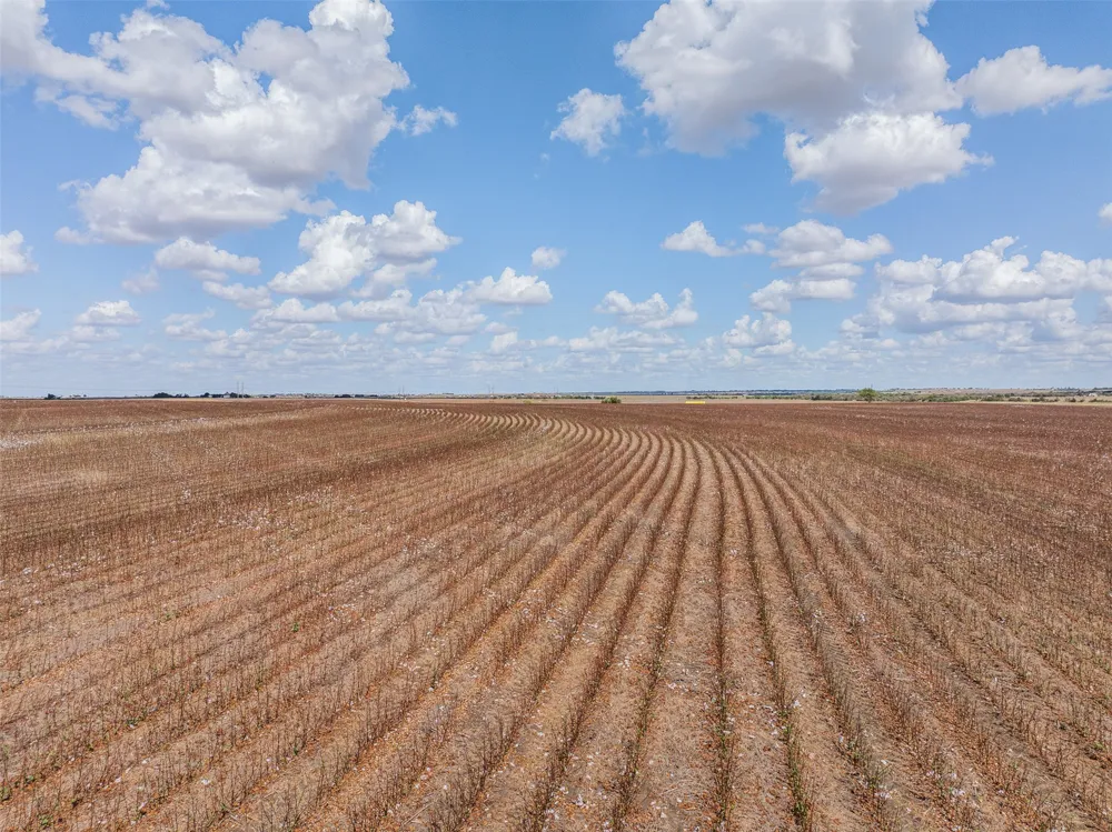 Wells Lane Manor, TX 78653