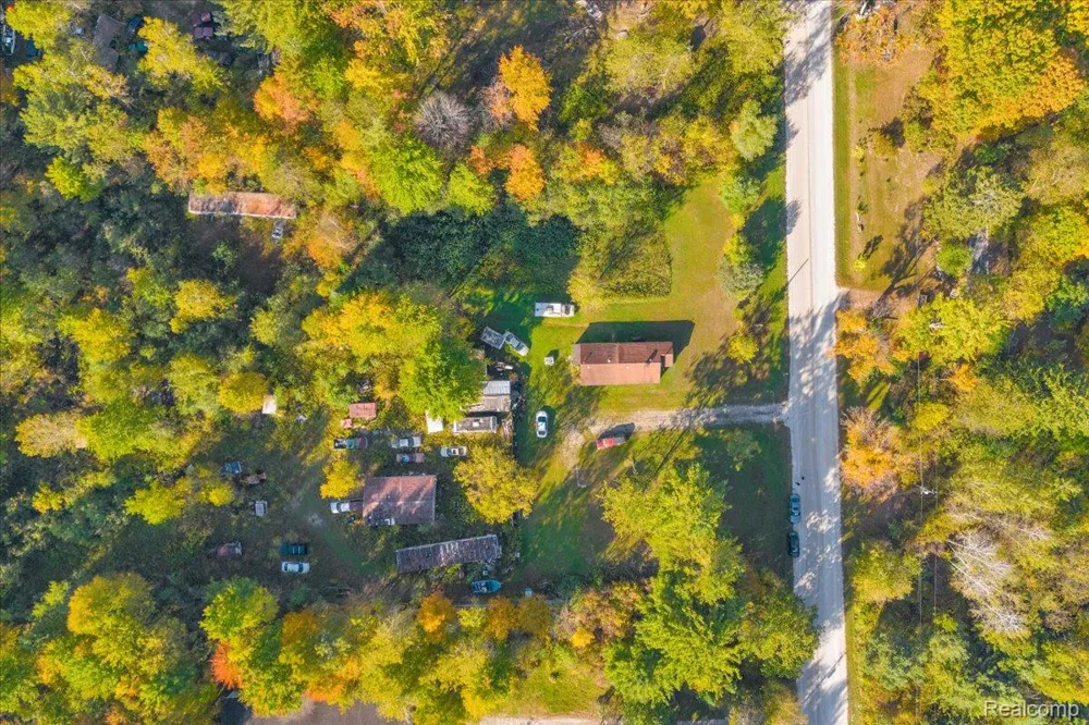 6417 Dove Road Kimball Township, MI 48074