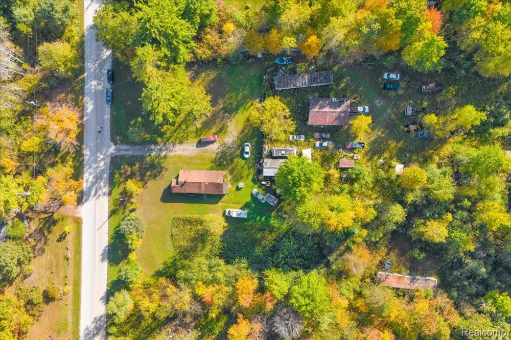 6417 Dove Road Kimball Township, MI 48074