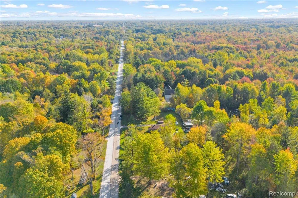6417 Dove Road Kimball Township, MI 48074