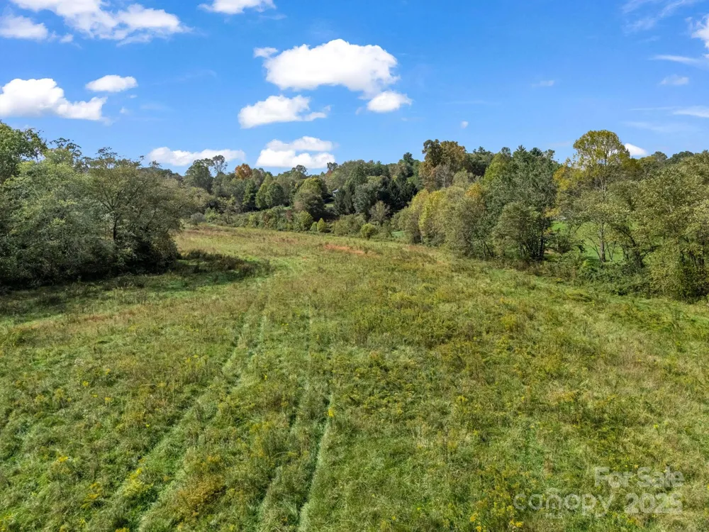 128 Cook Lane Mills River, NC 28759