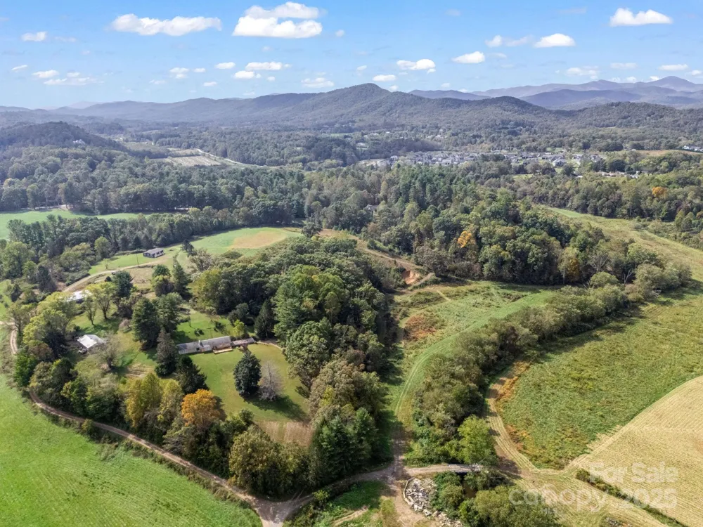 128 Cook Lane Mills River, NC 28759