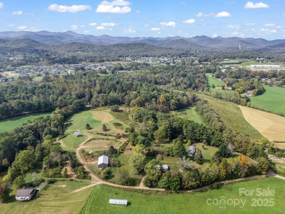 128 Cook Lane Mills River, NC 28759