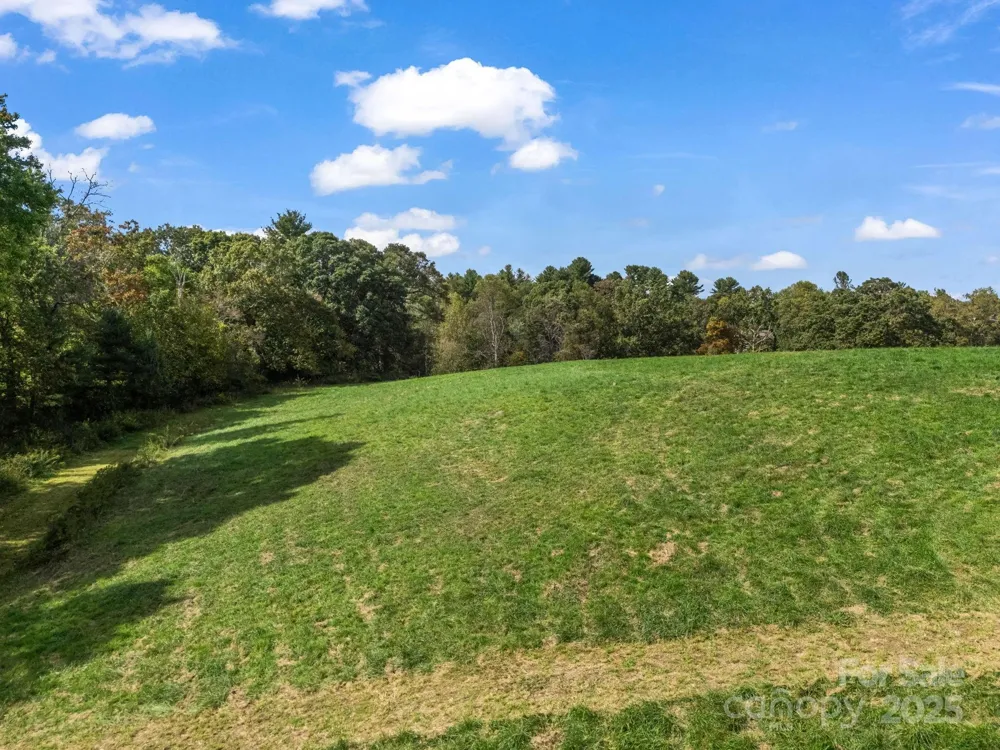 128 Cook Lane Mills River, NC 28759