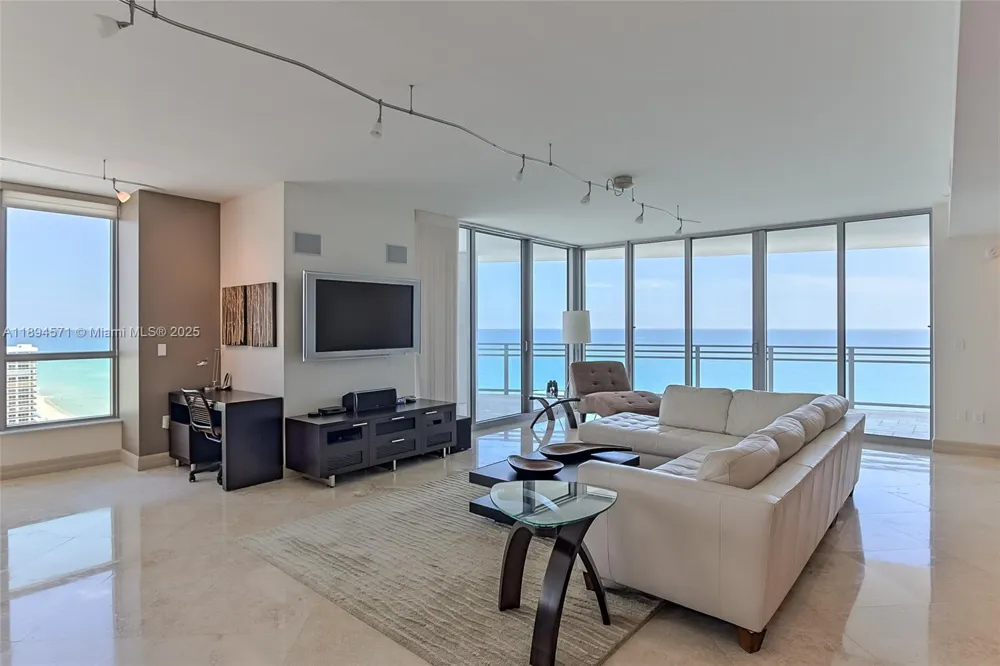 3535 S OCEAN DR #2102 Hollywood, FL 33019