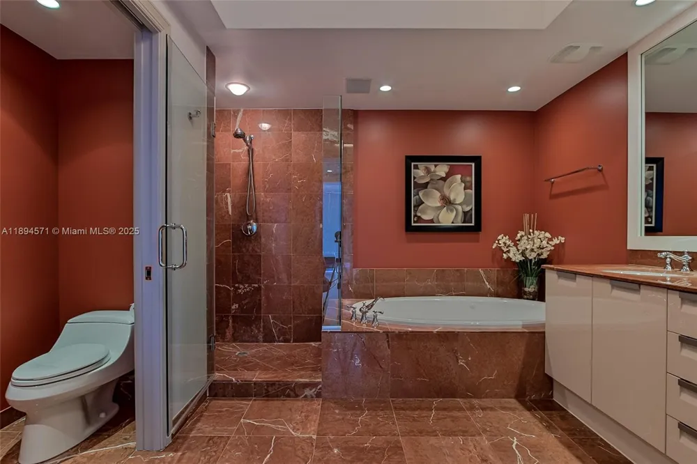 3535 S OCEAN DR #2102 Hollywood, FL 33019