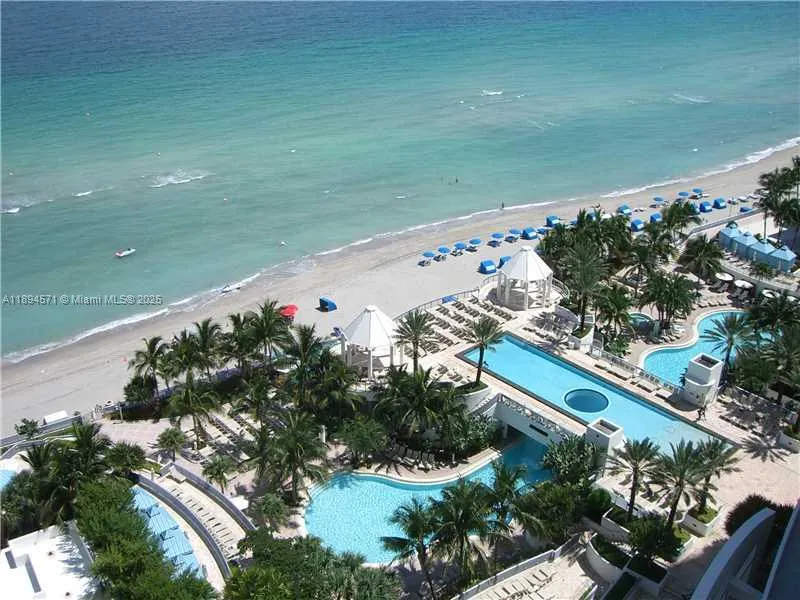 3535 S OCEAN DR #2102 Hollywood, FL 33019
