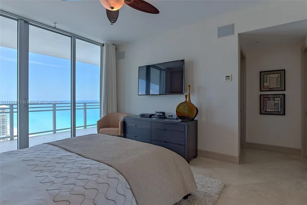 3535 S OCEAN DR #2102 Hollywood, FL 33019