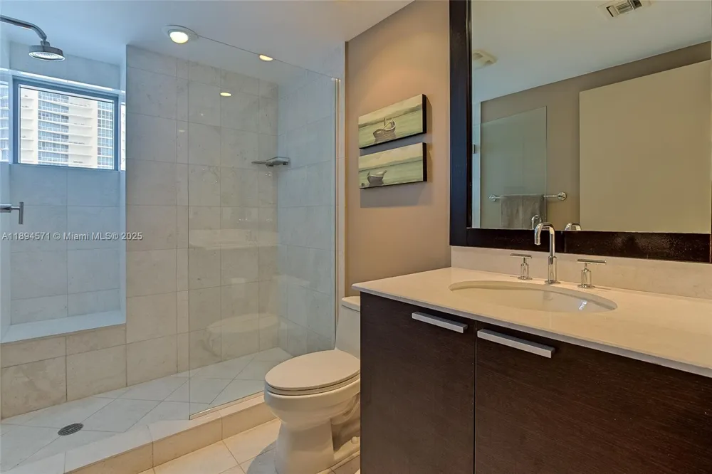 3535 S OCEAN DR #2102 Hollywood, FL 33019