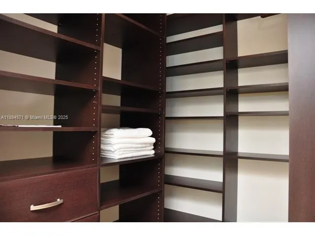 3535 S OCEAN DR #2102 Hollywood, FL 33019