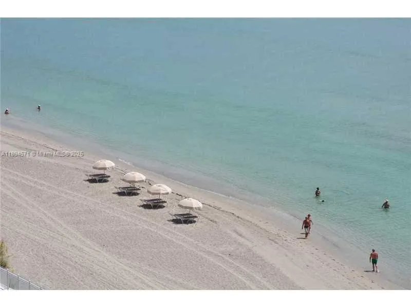 3535 S OCEAN DR #2102 Hollywood, FL 33019