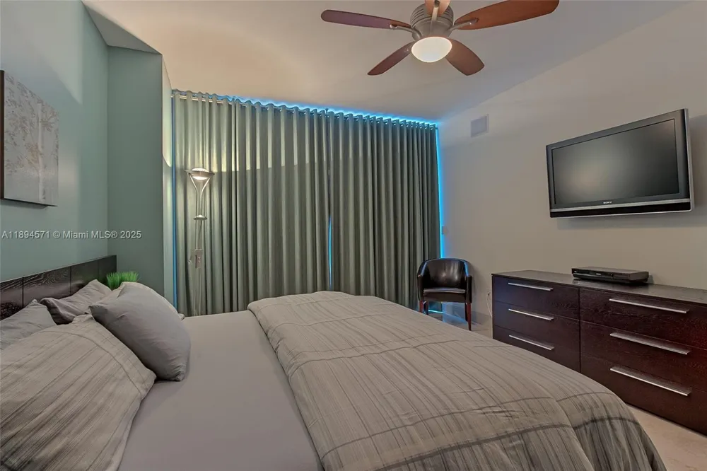 3535 S OCEAN DR #2102 Hollywood, FL 33019