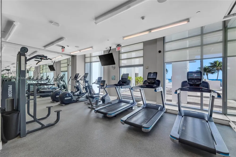 3535 S OCEAN DR #2102 Hollywood, FL 33019