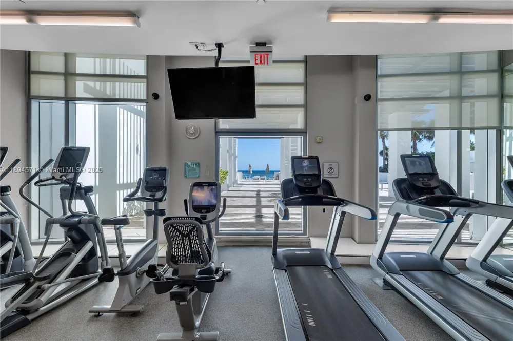 3535 S OCEAN DR #2102 Hollywood, FL 33019