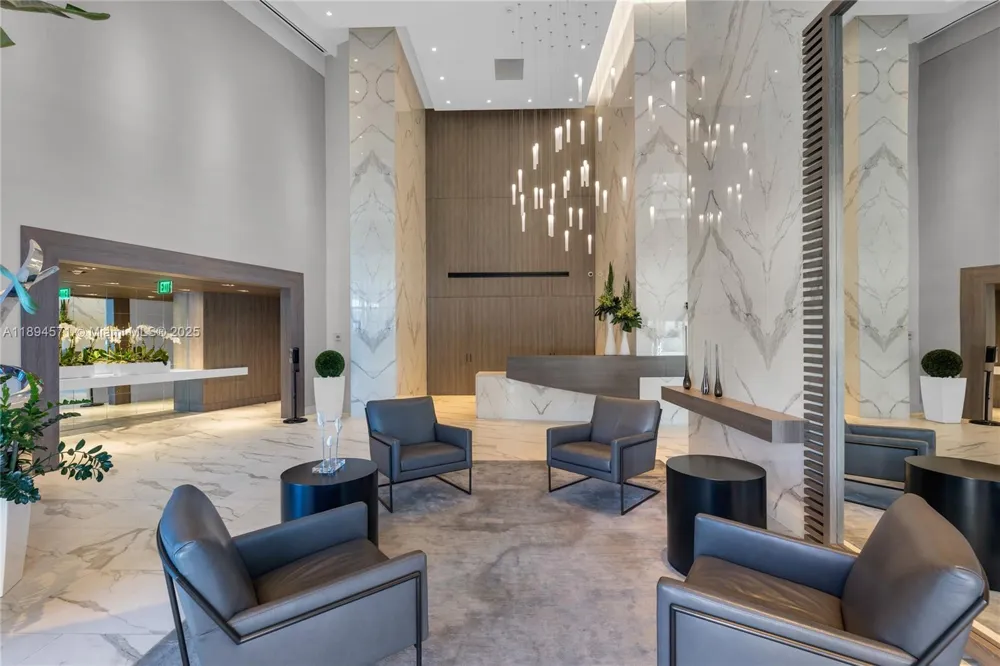 3535 S OCEAN DR #2102 Hollywood, FL 33019