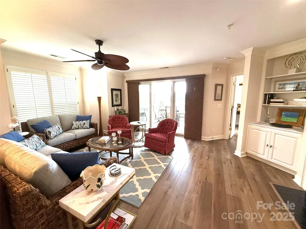 930 Jetton Street #20 Davidson, NC 28036