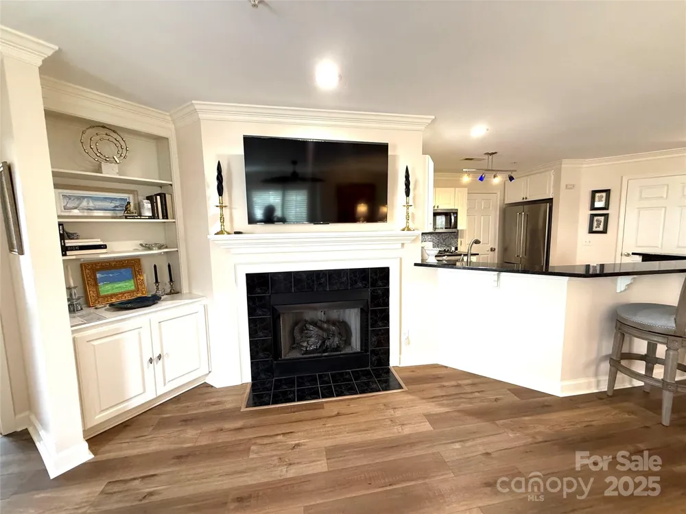 930 Jetton Street #20 Davidson, NC 28036