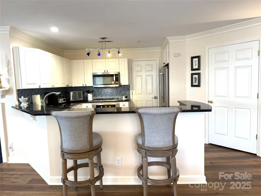 930 Jetton Street #20 Davidson, NC 28036