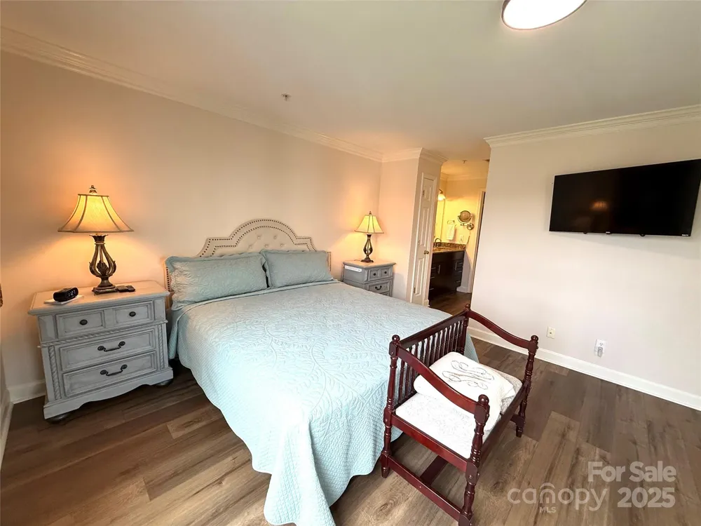 930 Jetton Street #20 Davidson, NC 28036